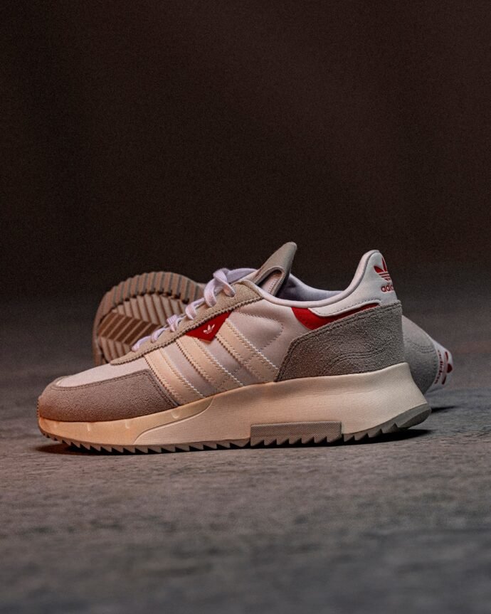 Retropy F2 sneakers